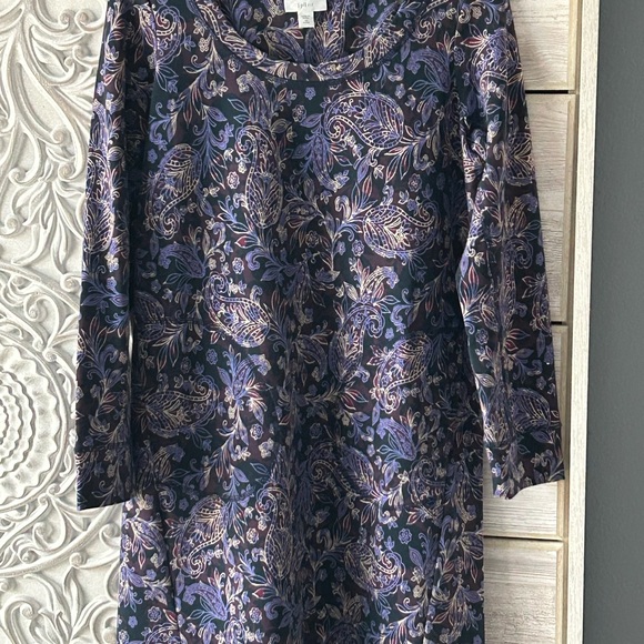 J. Jill Dresses & Skirts - XPS J. Jill Fit Paisley Print dress in Purple and Blue and black prints.